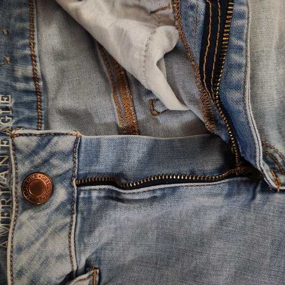 American Eagle Blue Jean Shorts Super Super Stretch Hi-Rise Shortie Size 6 - Picture 3 of 8